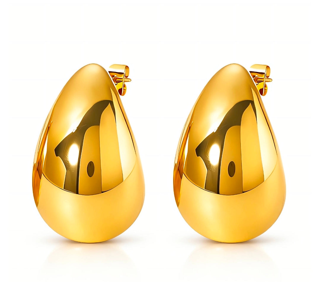The Aura Teardrop Studs